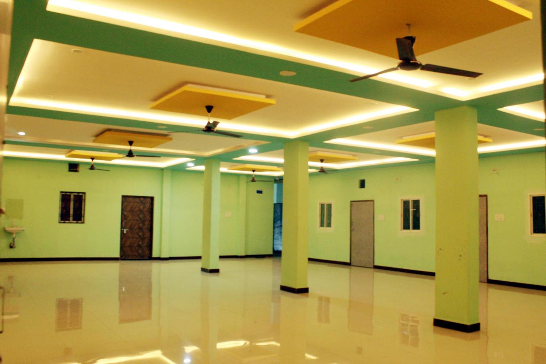 Utsav Lodge And Mangal Bhavan Pipariā Exterior foto
